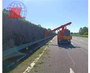 新乡高速公路绿...